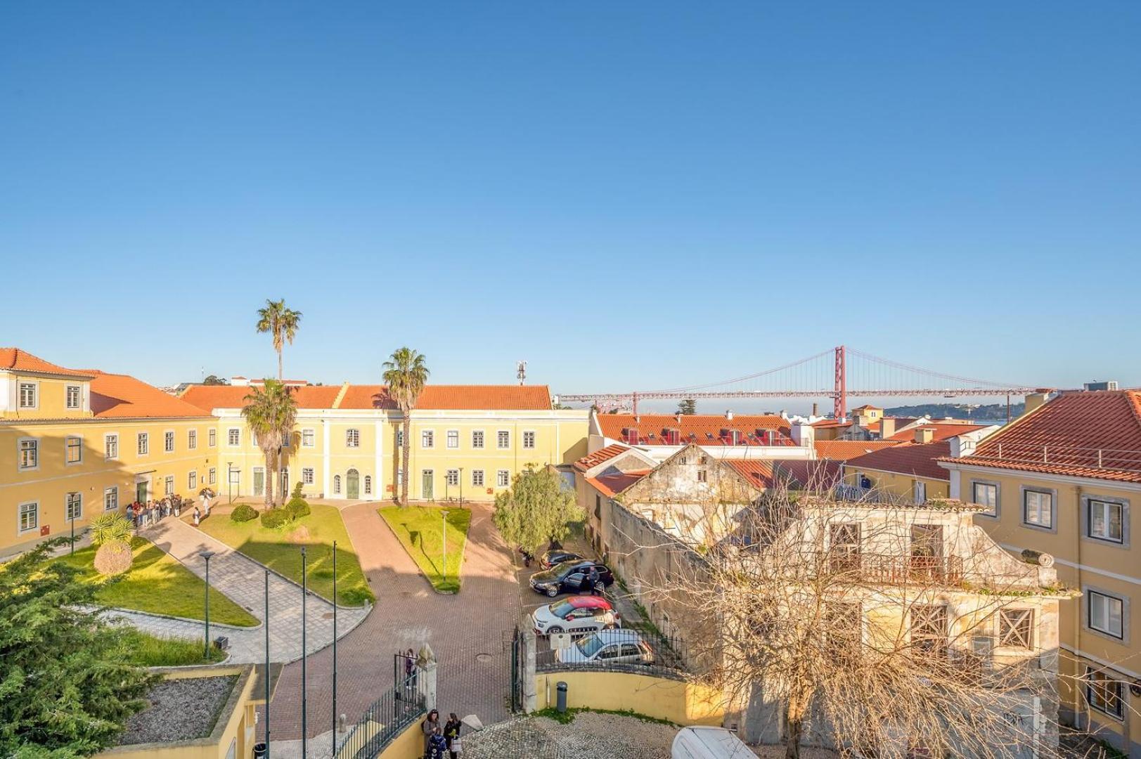 Guestready - Sunny Spacious In Belem Lisboa Exterior foto